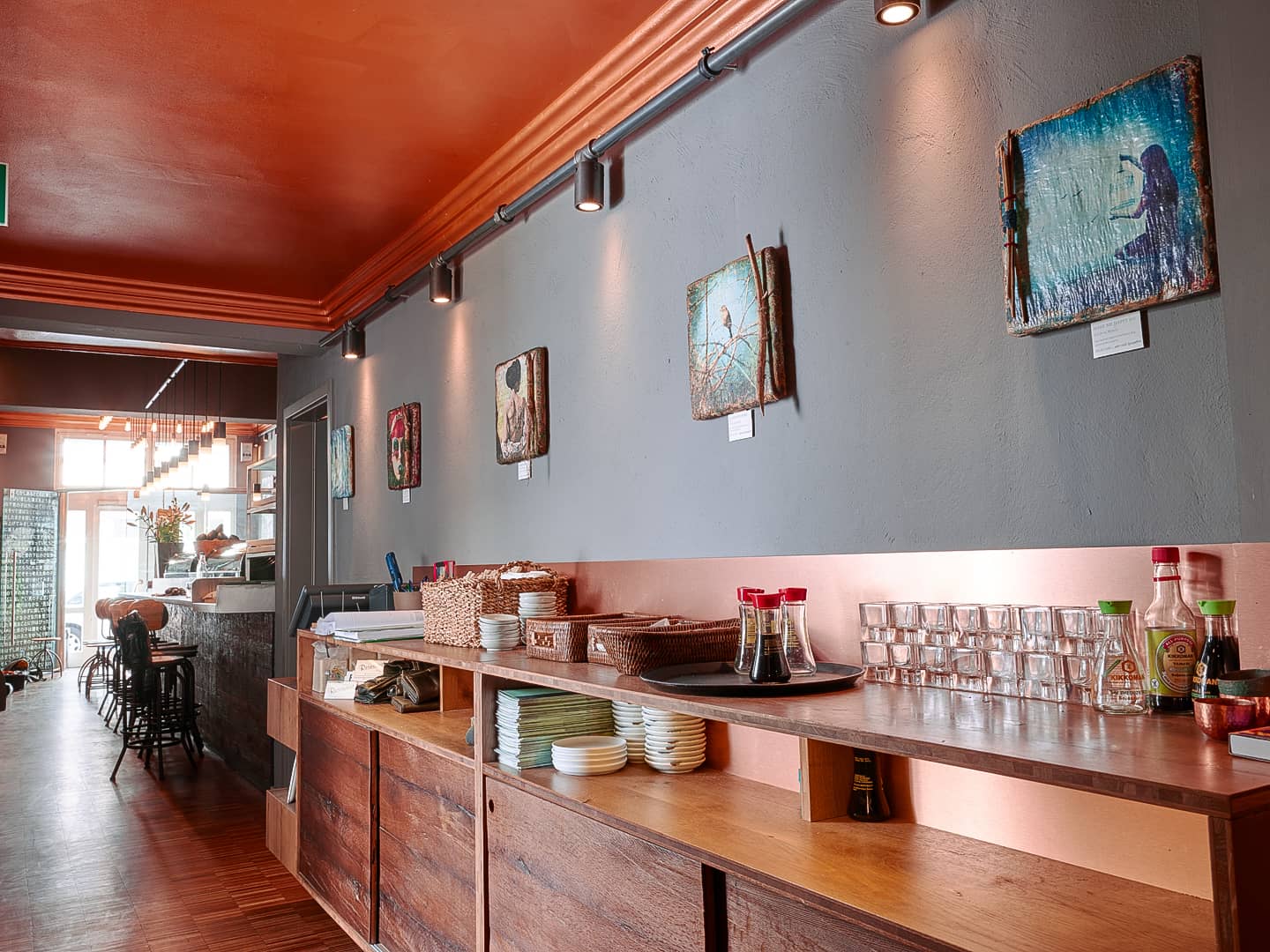 Eingang der SameSame Sushibar Weststadt